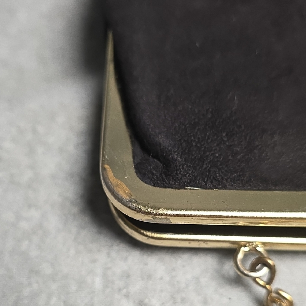 Elegant Vintage Black Suede Kiss Lock Chain Evening Bag - Picture 8 of 14
